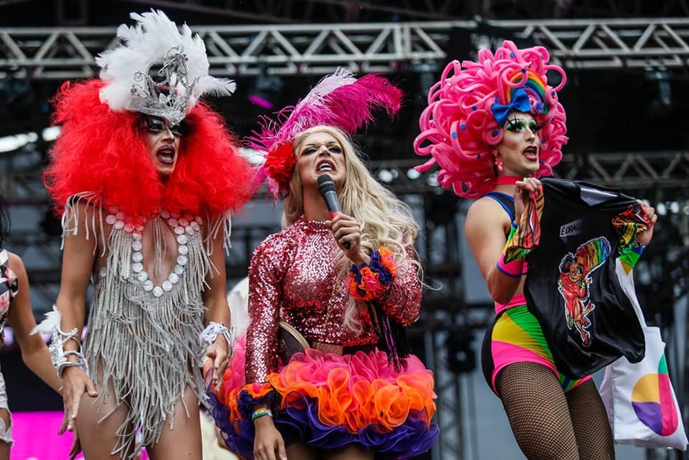 Domingo de carnaval no DF tem Raparigueiros, Banda Eva e até música Celta; confira programação