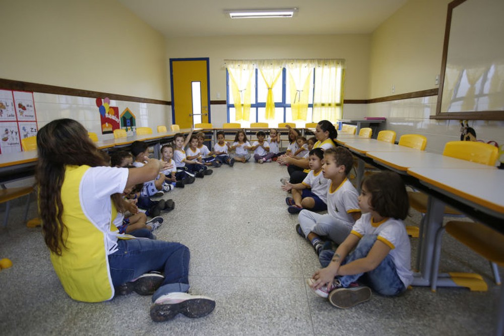 Bolsa alimentação: entrega de cartões para alunos de creches começa nesta sexta no DF