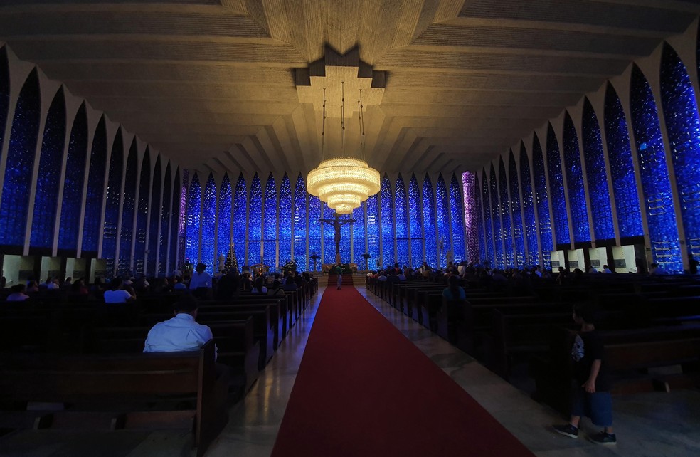 Aniversário de 50 anos do Santuário Dom Bosco tem tour virtual para visitar igreja, em Brasília