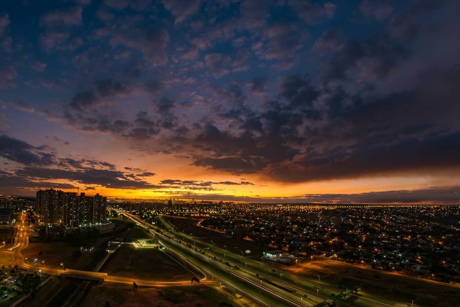 FOTOS: moradores de Brasília compartilham cliques do céu da capital