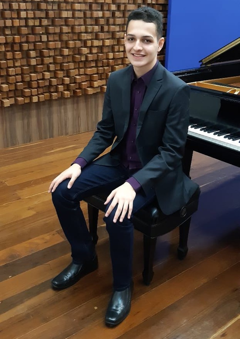 Estudante da rede pública do DF é premiado em competição de piano na Finlândia