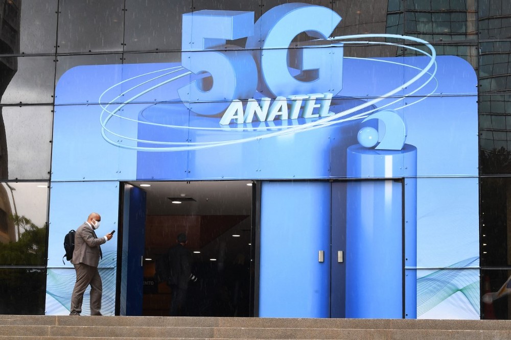 Anatel prevê início da implementação do 5G no DF até julho de 2022