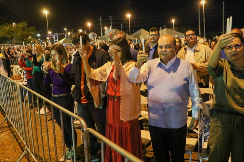 Fiéis em Taguatinga voltam a celebrar Pentecostes no Taguaparque