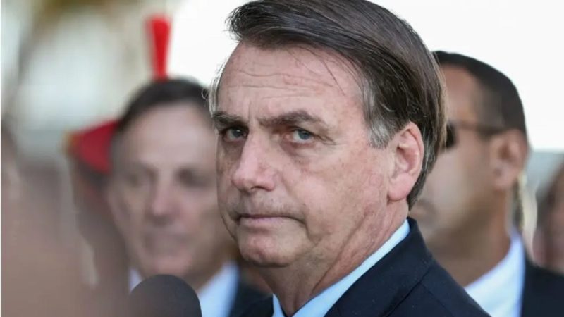 Bolsonaro participa de missa em Brasília nesta manhã