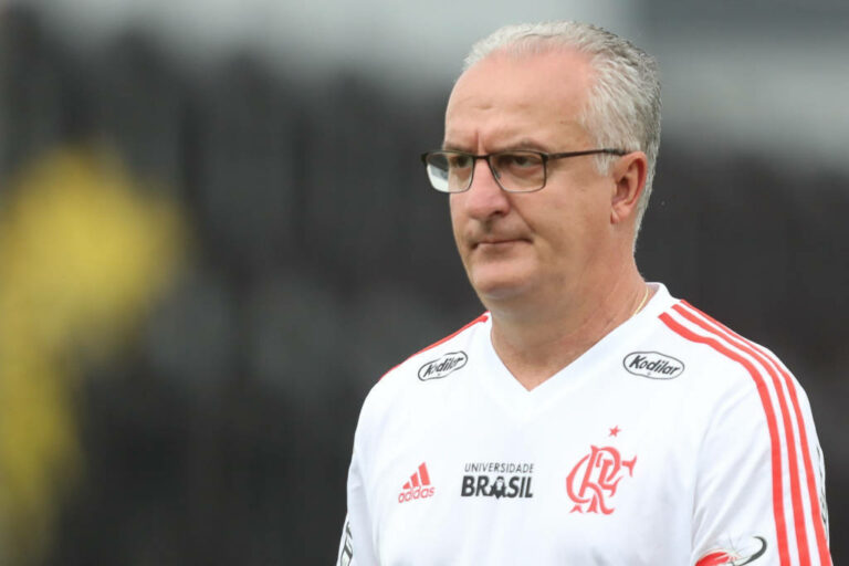 Dorival Jr anuncia saída do Flamengo