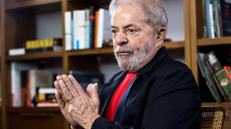 Equipe de Lula cede emendas em troca de Orçamento maior