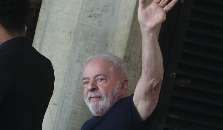 Lula recebe a visita de conselheiro de Joe Biden