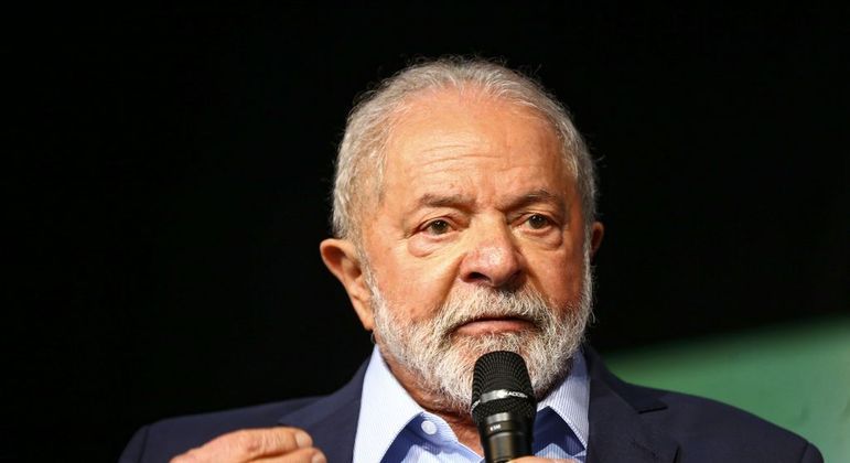 Com 16 ministros a anunciar, Lula busca acomodar aliados de outros partidos