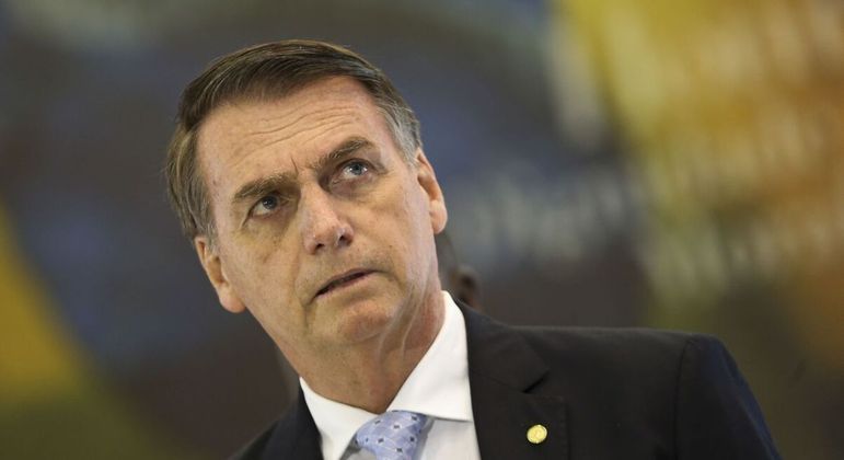 Jair Bolsonaro escolhe assessores que vão acompanhá-lo fora do governo