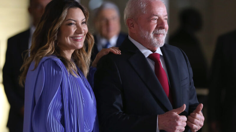 Presidente Lula despacha no Planalto, prestigia posse de Alckmin no MDIC