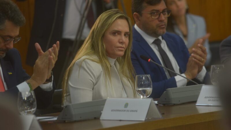 Celina sai em defesa de Ibaneis Rocha durante reunião de governadores com Lula