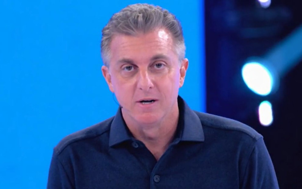 Luciano Huck repudia ataques ao Palácio do Planalto