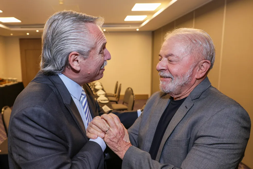 Presidente Lula e o presidente da Argentina Alberto Fernández, discutem criação de moeda comum