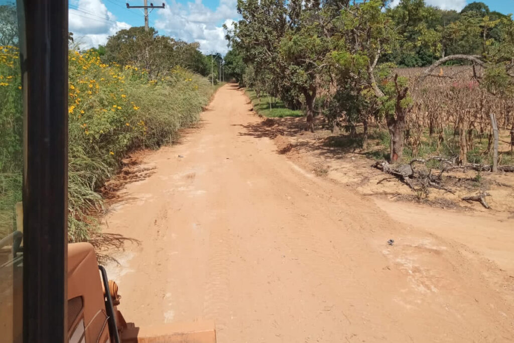 GDF Presente: Brazlândia ganha nova rotatória e via em Planaltina manutenção