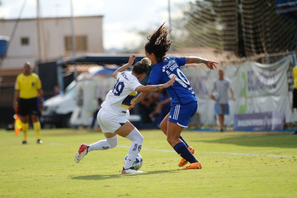 Real Brasília empata com o Cruzeiro e se salva do rebaixamento