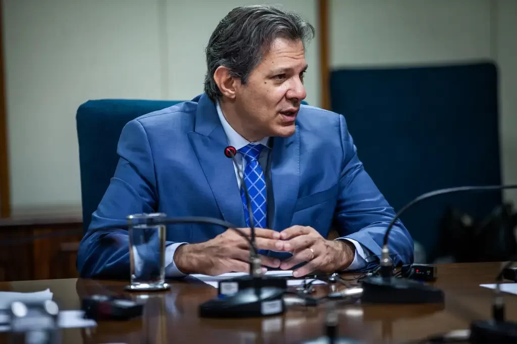 Fernando Haddad defende que desoneração da folha seja discutida junto com IR