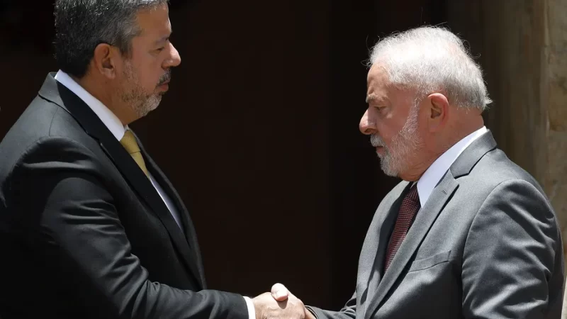 Presidente Lula troca ministros, mas ainda não definiu chefias da Caixa e da Funasa