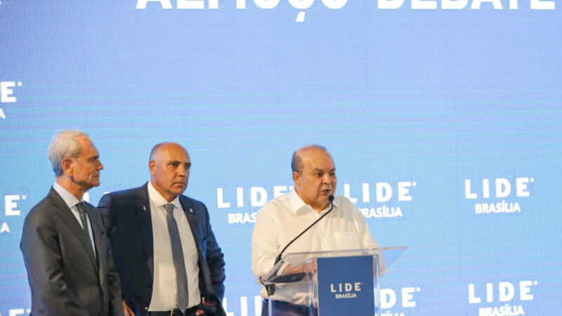 Em evento, Ibaneis Rocha destaca ações para desenvolvimento do DF