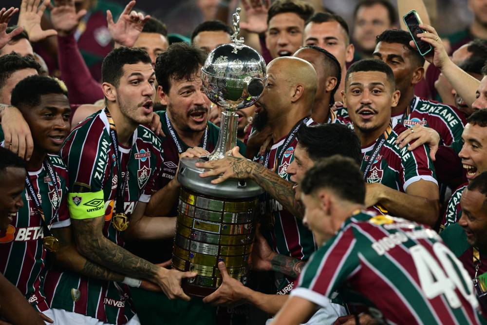 Fluminense vence Boca (2-1) na prorrogação e conquista sua primeira Libertadores