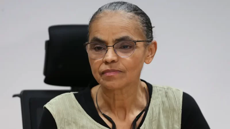 CPI das ONGs convoca ministra Marina Silva, que deverá comparecer ao Senado na segunda-feira