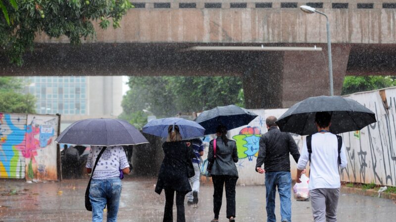 Fique atento para possíveis desastres naturais e se programe