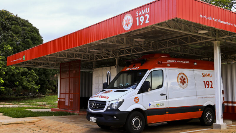 Tem ambulância no trânsito? Seja cidadão e ajude a salvar vidas