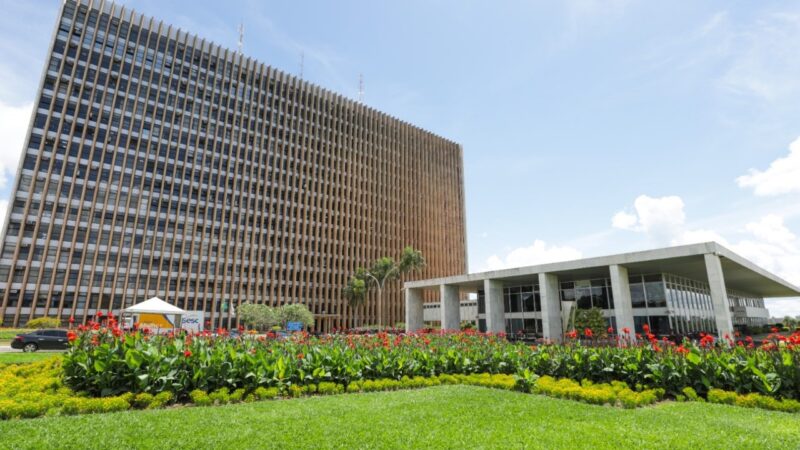 GDF vai propor acordos para recuperar grandes dívidas