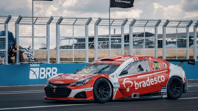 Felipe Barrichello Bartz é o novo campeão da Stock Light e sobe para o grid da BRB Stock Car em 2026