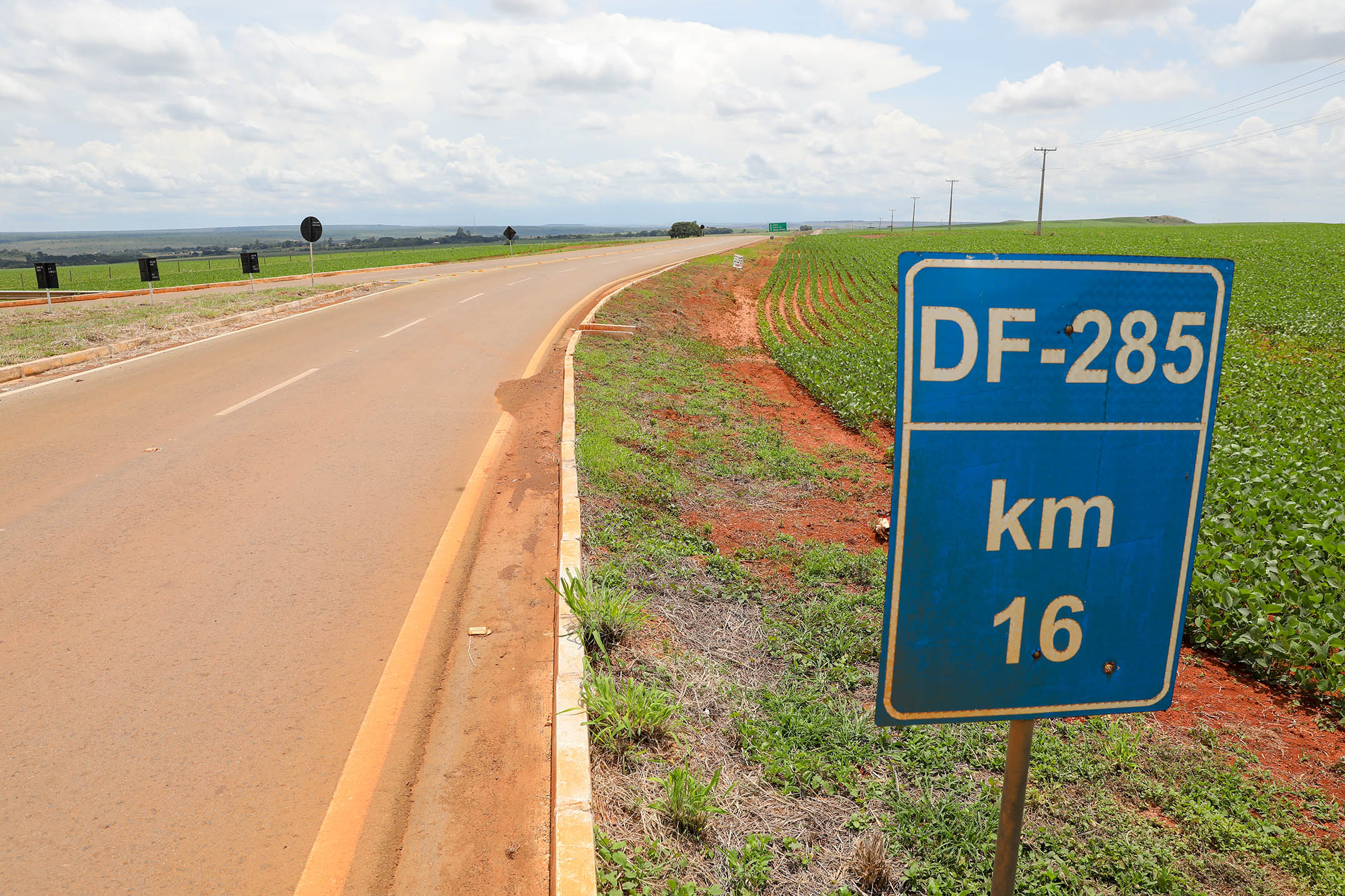 Pavimentação da DF-285 transforma rotina no campo e impulsiona produção no PAD-DF