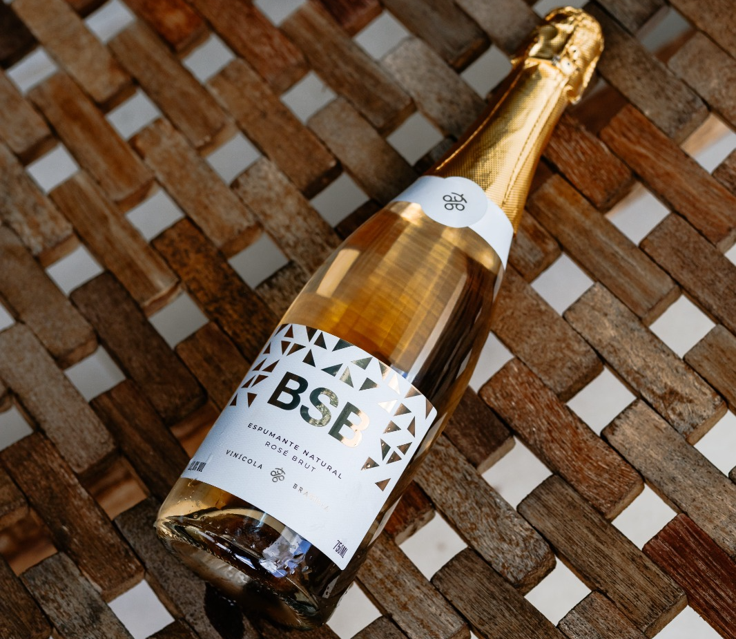 Primeiro espumante da capital chega para brindar as festas de fim de ano