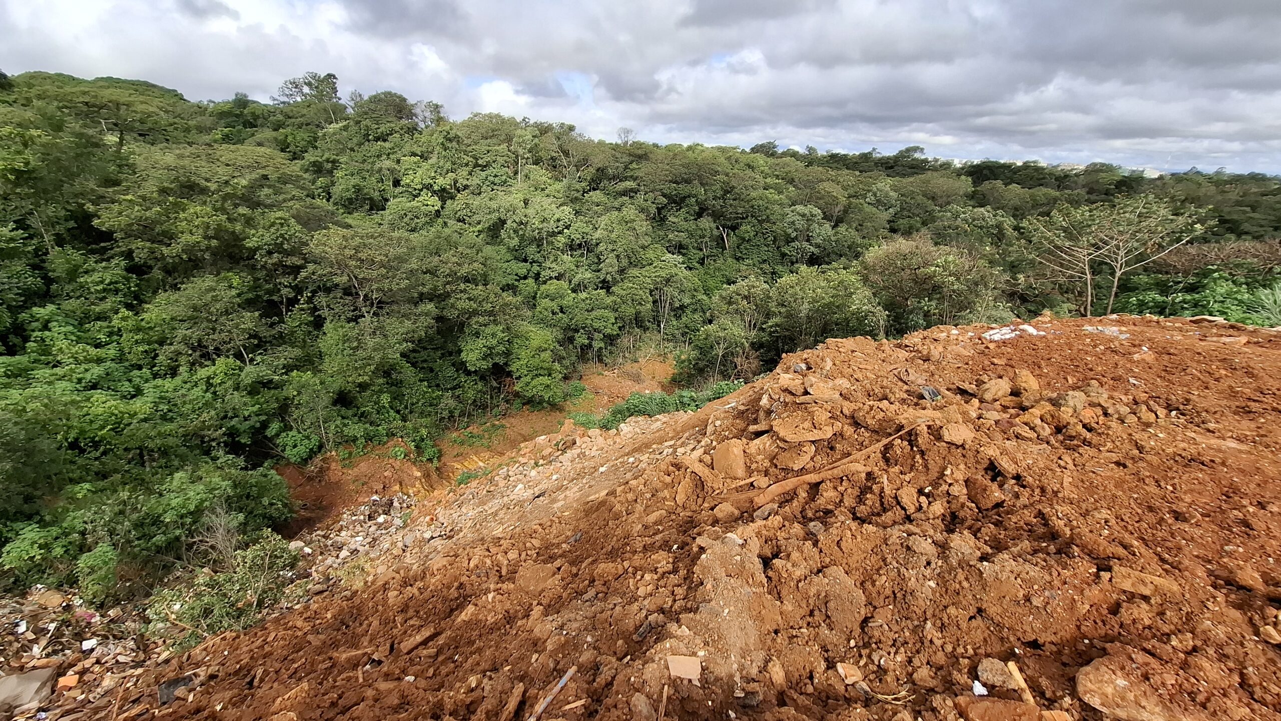 GDF abre licitação de R$ 3,9 milhões para recuperar área degradada no Sol Nascente