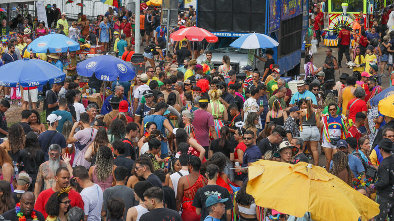 Ressaca de Carnaval e cultura gratuita movimentam o fim de semana no DF