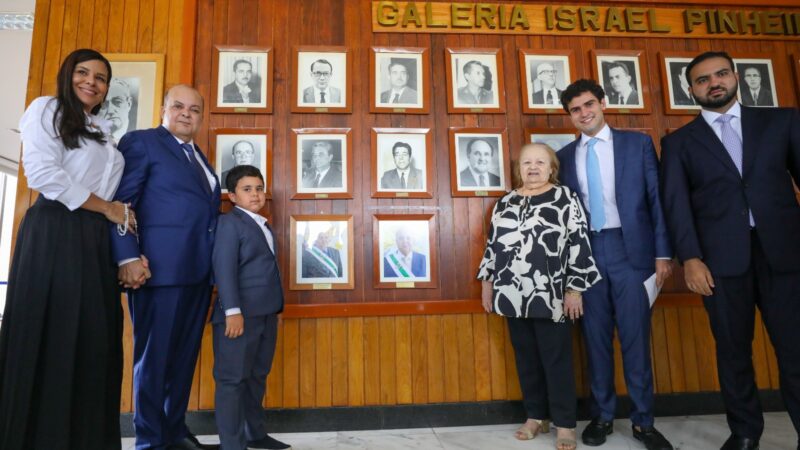 Ibaneis tem segundo retrato incluído na Galeria dos Governadores do DF