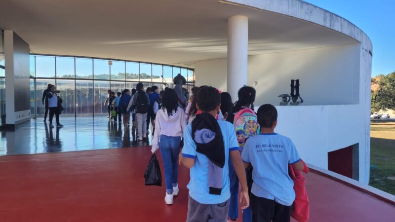 Projeto Turismo Mais Brasília já apresentou roteiros culturais e históricos no DF a mais de 13 mil estudantes da rede pública