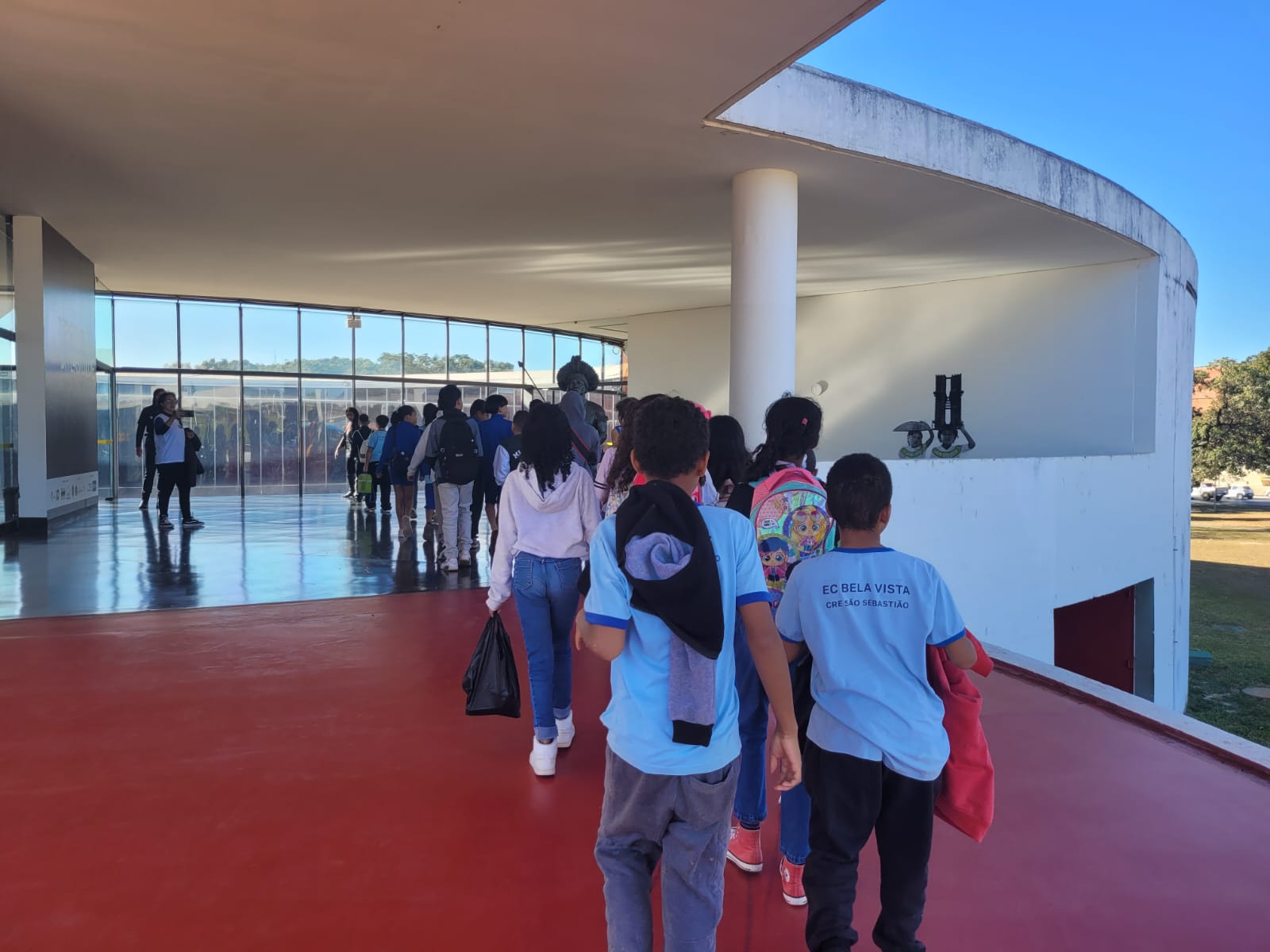 Projeto Turismo Mais Brasília já apresentou roteiros culturais e históricos no DF a mais de 13 mil estudantes da rede pública