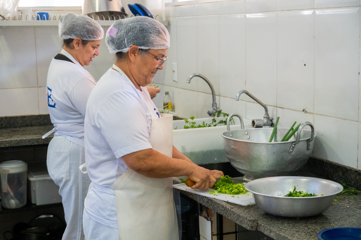 Alimentação escolar da rede pública do DF passa a oferecer tilápia de produtores locais